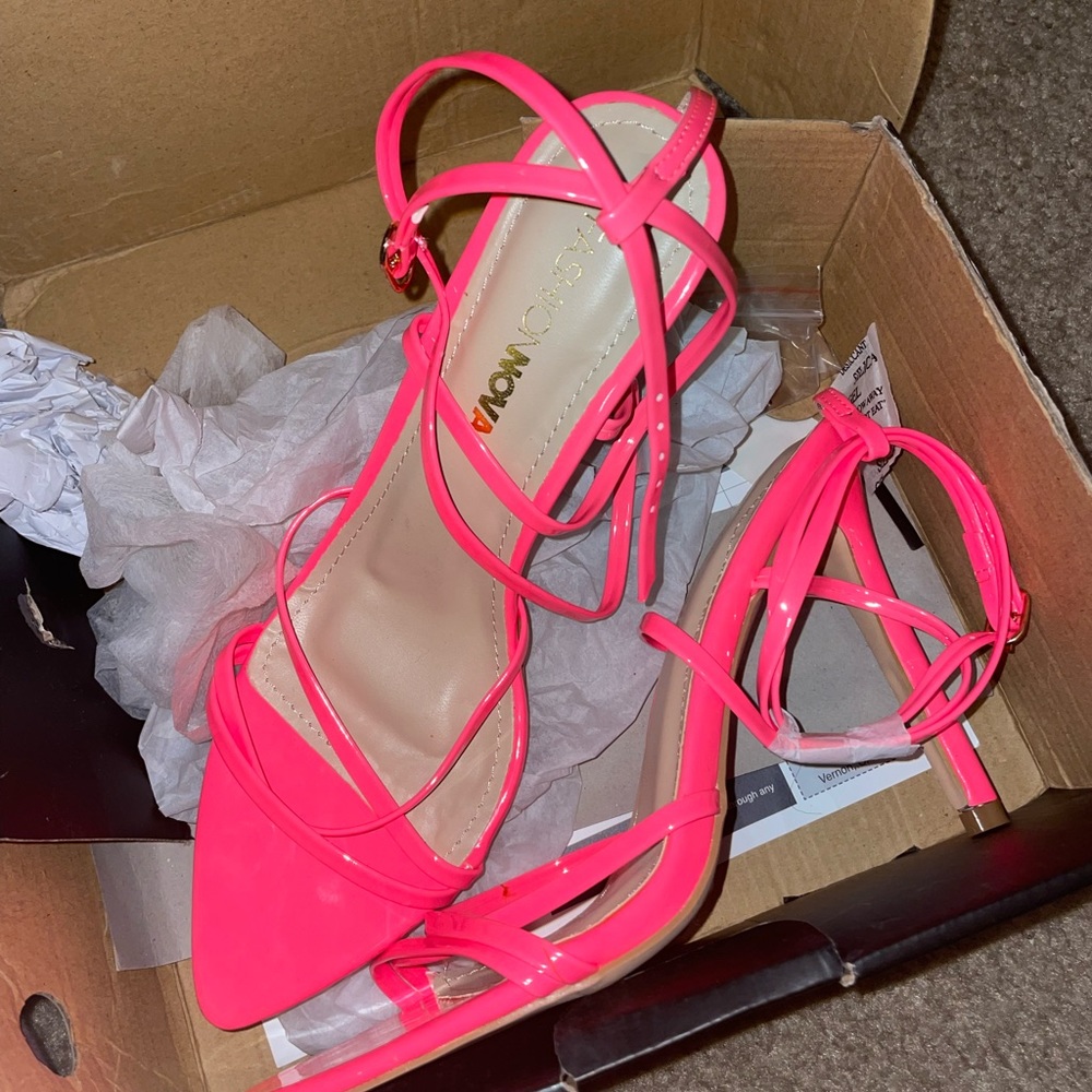 FASHION NOVA PINK HEELS